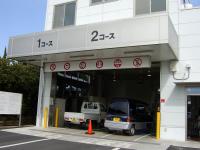 軽自動車ユーザー車検・レーンに並ぶ